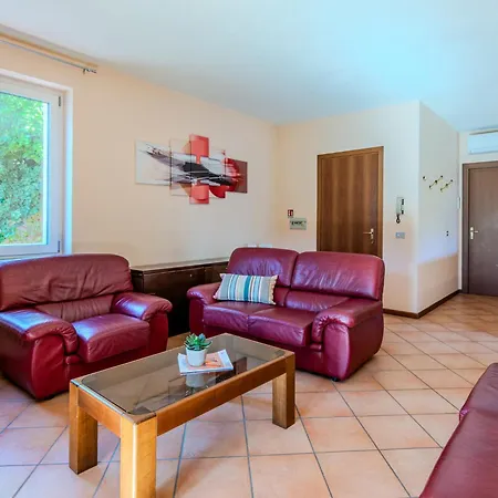 Letizia By Interhome * 게라 라리오